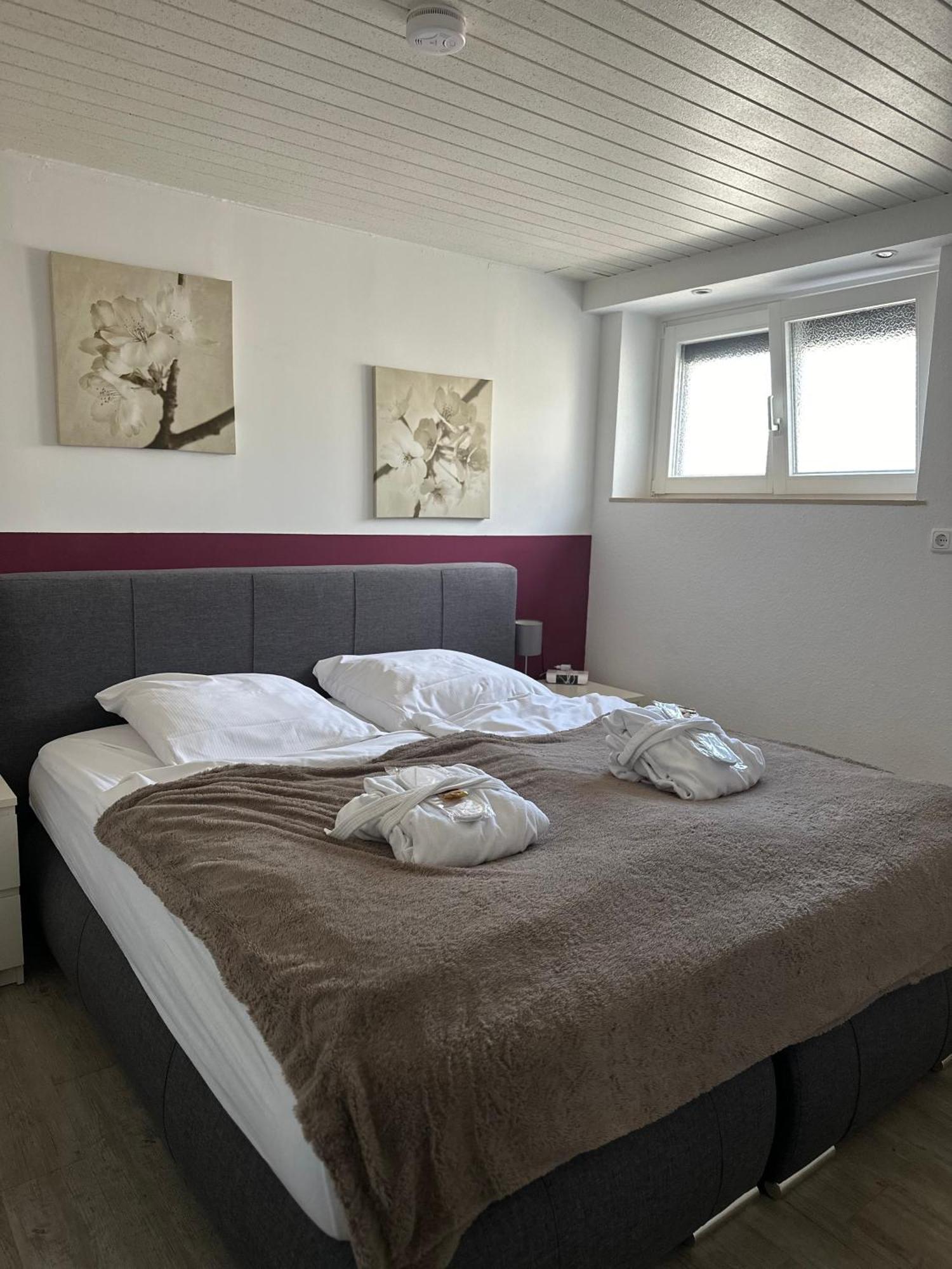 Ferienwohnung Schlossblick - 4 Sterne Sauna Pool Whirlpool Exklusiv Брацнфельс Екстер'єр фото